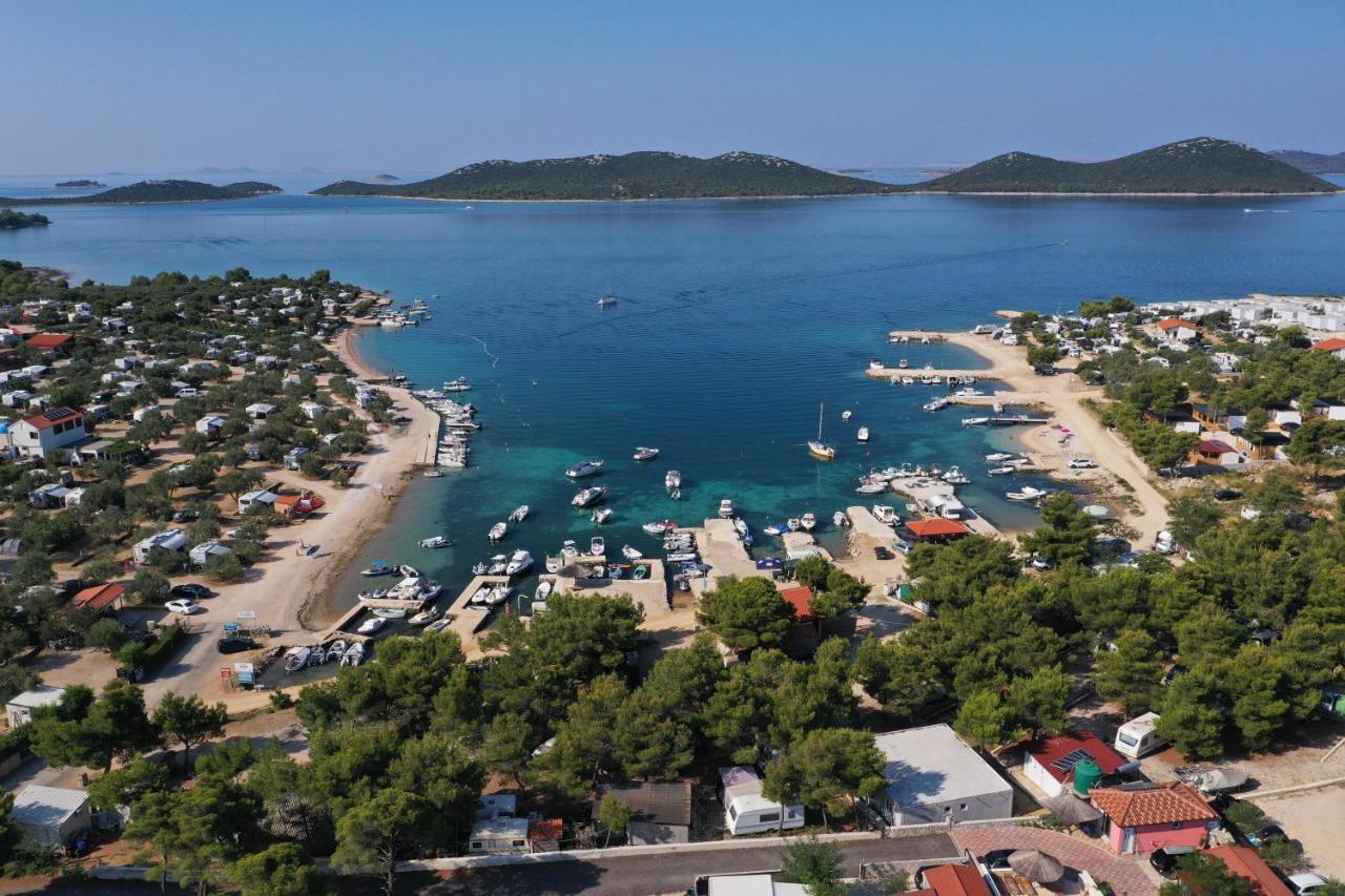 Amore Del Mare, Seaside Family Pace, Free Parking And Wifi In Camp Dalmatino Drage Buitenkant foto